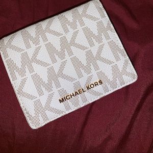 Michael Kors wallet
